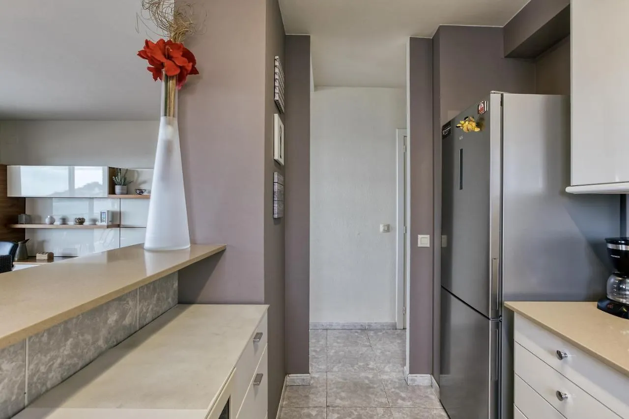 Roses Frontline Perfect For Family Apartment Spain